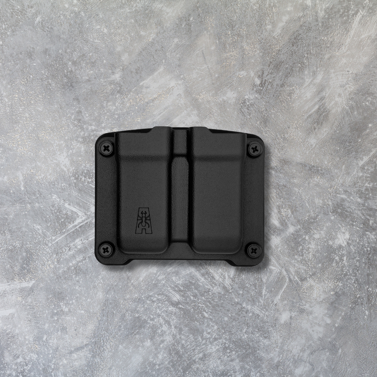The LIEUTENANT Double Mag Pouch