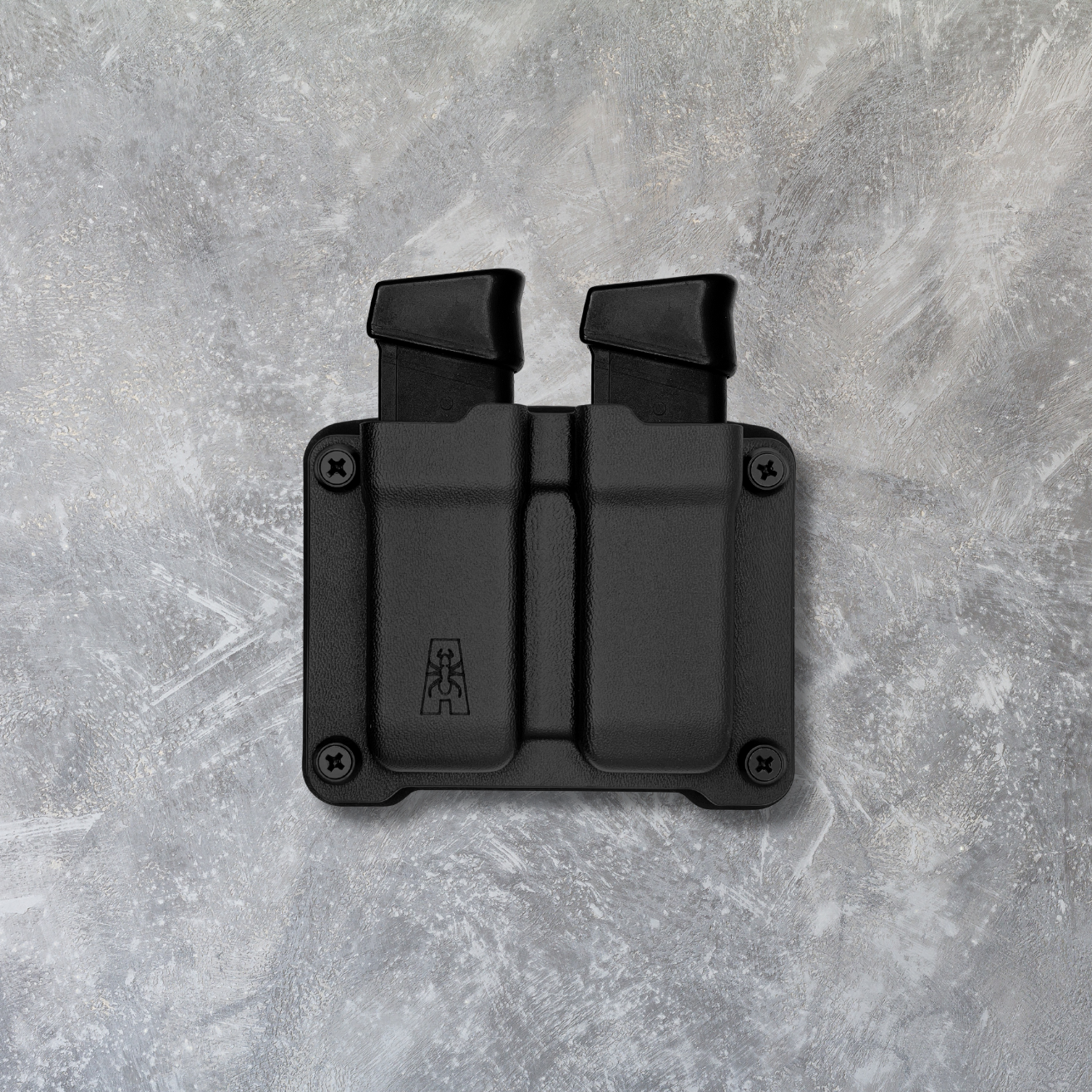 The LIEUTENANT Double Mag Pouch